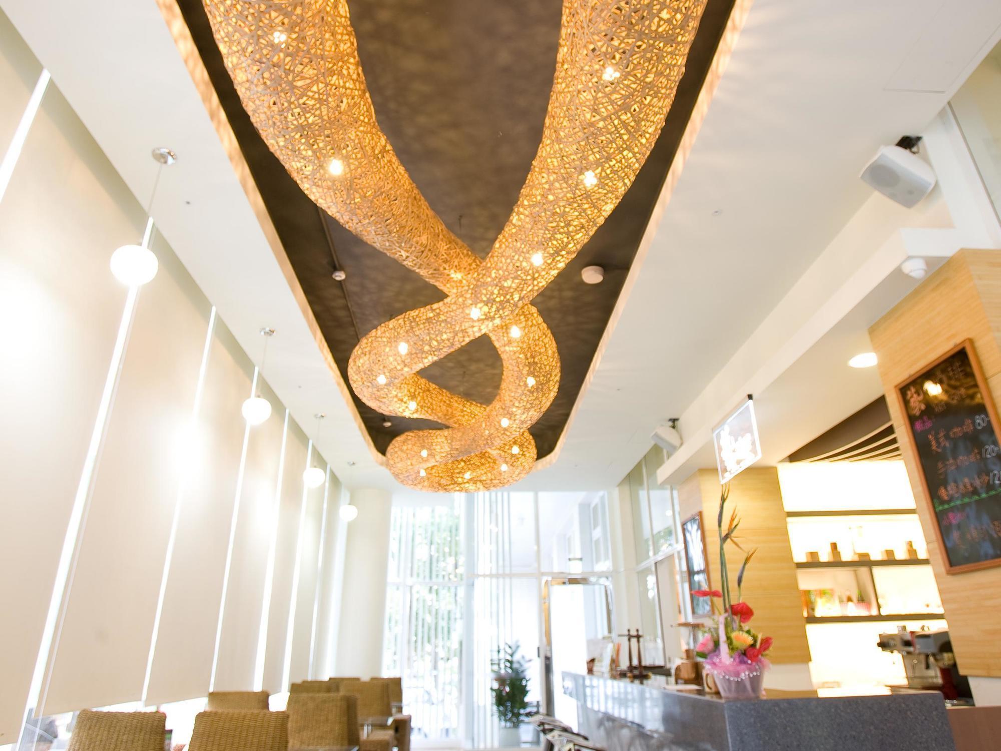 เชาทุน จือตา คราฟท์ เซอร์วิส เกสท์เฮาส์ Hotel เฉ่าถุน ภายนอก รูปภาพ